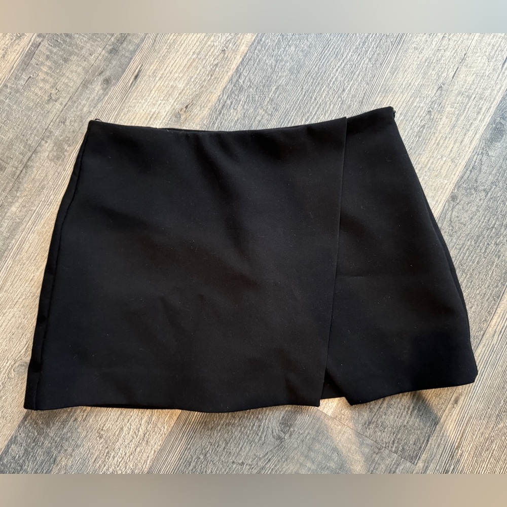 ZARA black skort - size XS